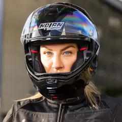Jak wyciszyć kask motocyklowy i cieszyć się ciszą podczas jazdy
