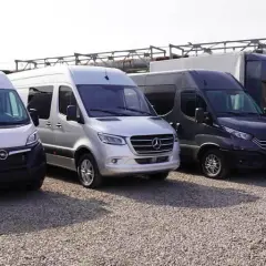 Najmniej awaryjne busy osobowe – które modele są najbardziej niezawodne?
