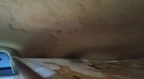 Jak naprawić podsufitkę w samochodzie i uniknąć kosztownych błędów